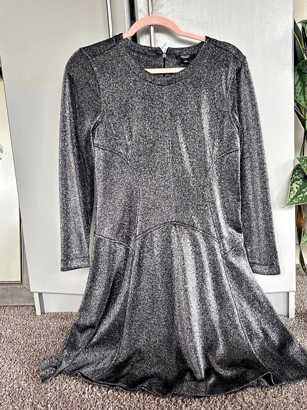 Simply Vera Wang Long Sleeve Midi Dress in Black Size Medium